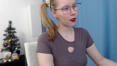 alinasei online show from January 7, 5:59 pm