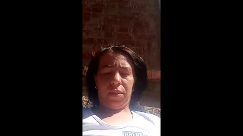 Snapshot of alinasis chatting on May 27, 7:05 am AlinaSiS online show from May 27, 7:05 am
