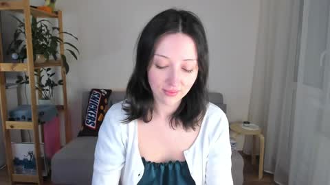 Snapshot of aline_dreamy chatting on March 28, 6:29 pm Alya PVT open online show from March 28, 6:29 pm