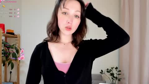 Snapshot of aline_dreamy chatting on May 9, 6:24 pm Alya PVT open online show from May 9, 6:24 pm