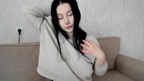 Snapshot of alinegreeeen chatting on February 12, 4:44 am Aline Greeeen online show from February 12, 4:44 am