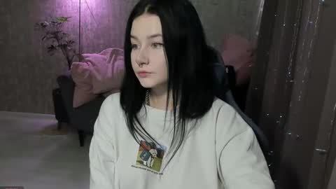 Snapshot of alinegreeeen chatting on September 18, 8:38 am Aline Greeeen online show from September 18, 8:38 am