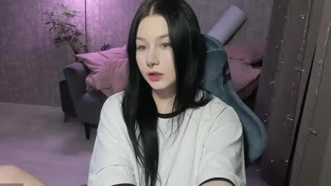 Snapshot of alinegreeeen chatting on October 12, 1:21 pm Aline Greeeen online show from October 12, 1:21 pm