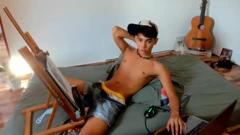 AliotTwink online show from November 4, 8:08 pm