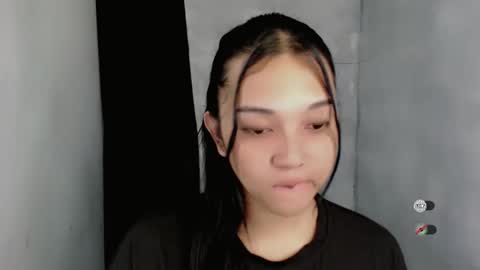 Shanti xhey online show from October 22, 4:07 pm