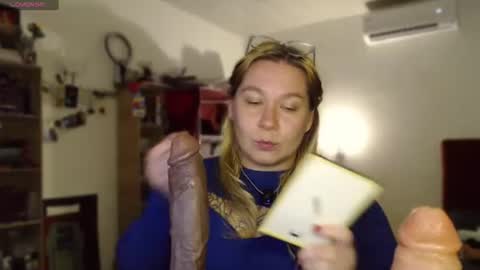 alisa_u online show from June 18, 10:25 pm