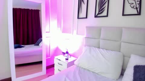     online show from December 30, 7:11 pm