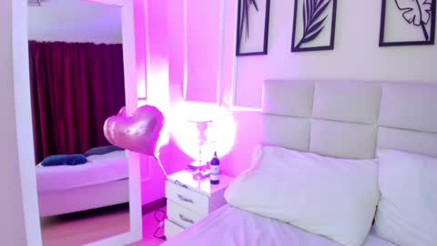     online show from January 9, 6:47 pm