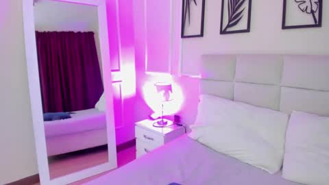     online show from February 3, 10:00 pm