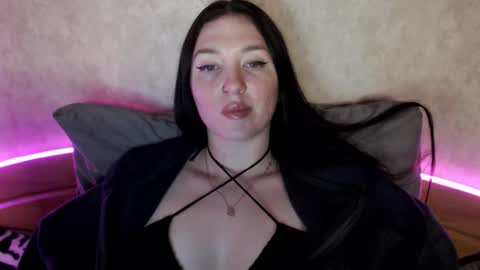 alisaadoll online show from November 26, 1:23 pm