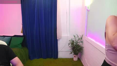 Alisa Aleks online show from November 21, 3:33 pm