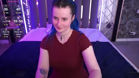 alisagrace online show from April 29, 1:04 pm