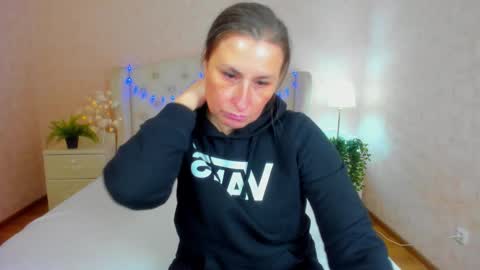 Snapshot of alisalissy chatting on February 14, 5:30 am Alisa online show from February 14, 5:30 am