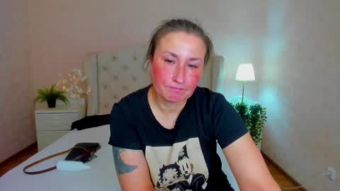 Snapshot of alisalissy chatting on March 6, 5:35 am Alisa online show from March 6, 5:35 am