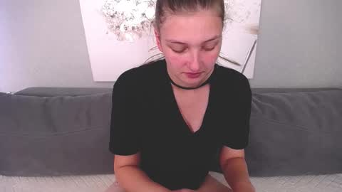 Alisa online show from September 14, 8:02 am