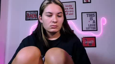 Alisa online show from June 22, 1:52 pm