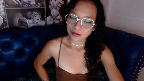 Alise  online show from September 10, 1:00 pm