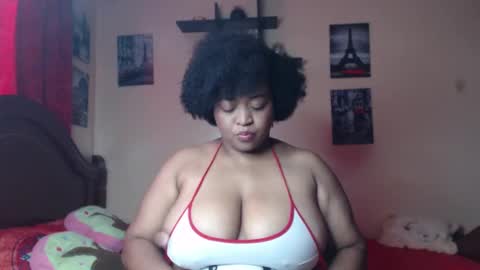 Snapshot of alisha_charm1 chatting on January 8, 8:07 pm Alisha charm1 online show from January 8, 8:07 pm