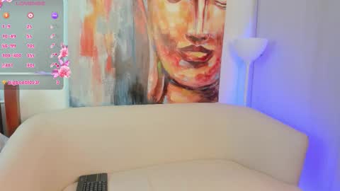 Alisha online show from October 29, 5:04 pm