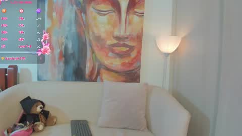 Alisha online show from June 10, 4:17 pm