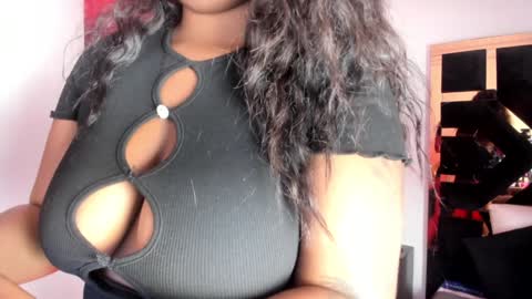 Alisha online show from February 7, 7:27 pm