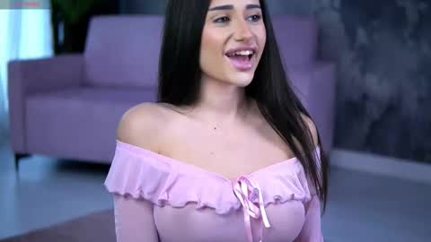 Snapshot of alishaskye chatting on November 19, 4:56 am Alishaskye online show from November 19, 4:56 am