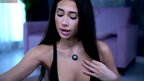 Snapshot of alishaskye chatting on December 2, 4:40 am Alishaskye online show from December 2, 4:40 am