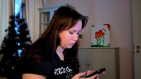 Alisia online show from January 14, 7:25 am