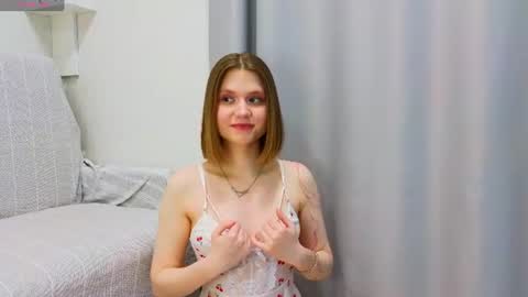 Alisia online show from June 11, 12:47 pm