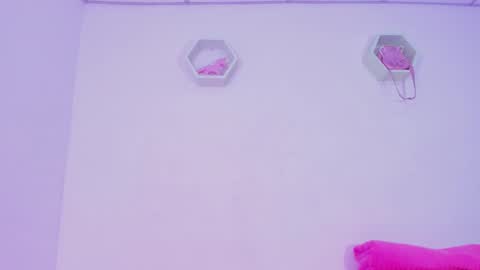 Snapshot of alisiacollinsss chatting on December 10, 2:16 am Alisia online show from December 10, 2:16 am