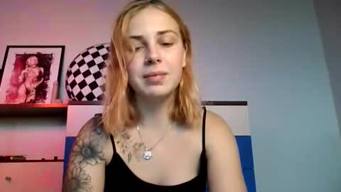 Alisa online show from October 28, 1:36 pm