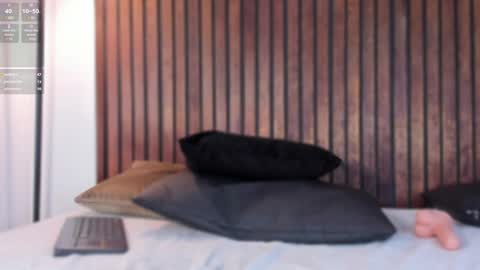 A L I S O N  online show from January 9, 10:41 pm