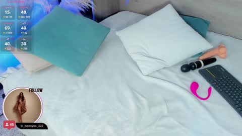 A L I S O N  online show from February 5, 1:47 am