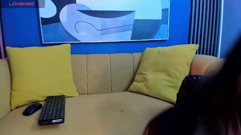 Snapshot of alison_bonnet chatting on October 21, 9:26 pm Alison Bonnet online show from October 21, 9:26 pm