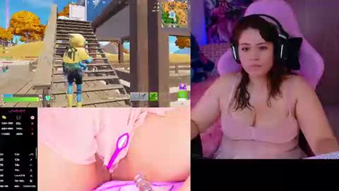 Snapshot of alison_gamer chatting on June 16, 5:26 pm Alison online show from June 16, 5:26 pm
