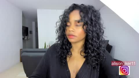 Sofias house online show from December 7, 3:14 am