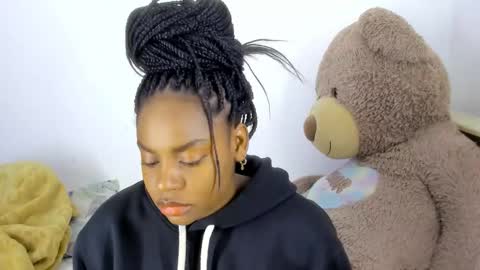 Sofias house online show from February 22, 9:19 am