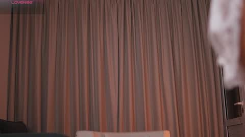 Alison  online show from February 5, 12:04 am