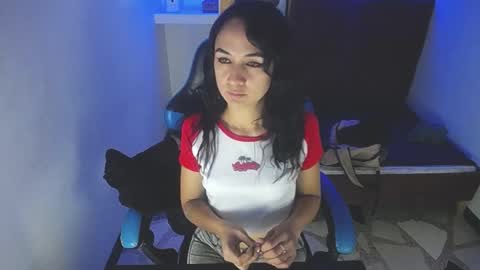 ALISON MOON online show from September 17, 1:02 pm