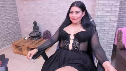 Snapshot of alisonn_doll chatting on October 18, 1:56 pm alisonn_doll online show from October 18, 1:56 pm