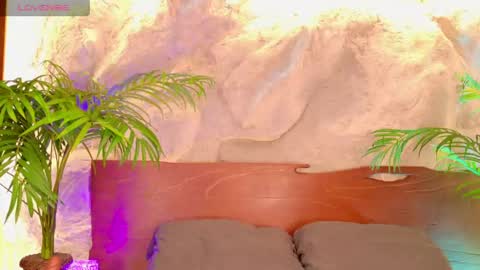Alison Moon  online show from June 2, 10:34 pm