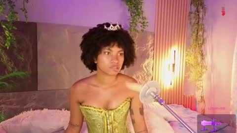 Snapshot of alissa_cute1 chatting on January 8, 2:58 am Mia online show from January 8, 2:58 am