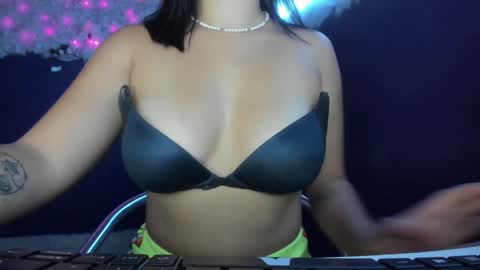 Alissa online show from December 8, 10:36 pm