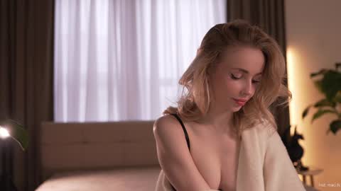 Alissa online show from November 9, 8:12 am