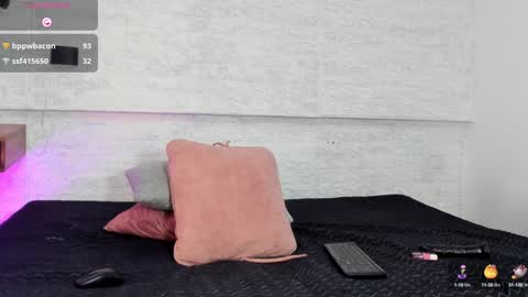 alissadoll_ online show from December 10, 6:44 am