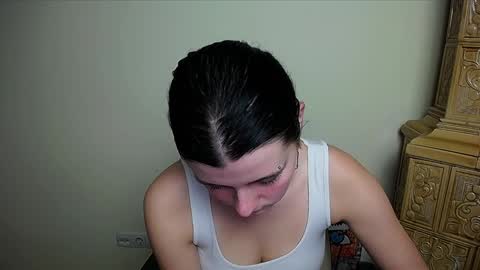 Alissa online show from February 3, 5:14 pm