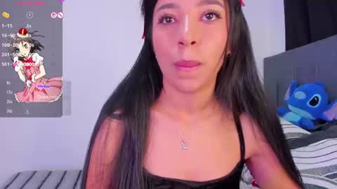 alissarose_1 online show from June 26, 9:19 pm