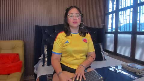 alissbluumm online show from July 3, 10:38 pm