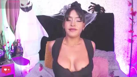 alisse online show from October 25, 4:09 am