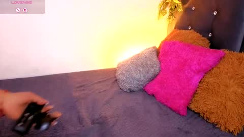 alisse_xx online show from May 13, 3:04 am